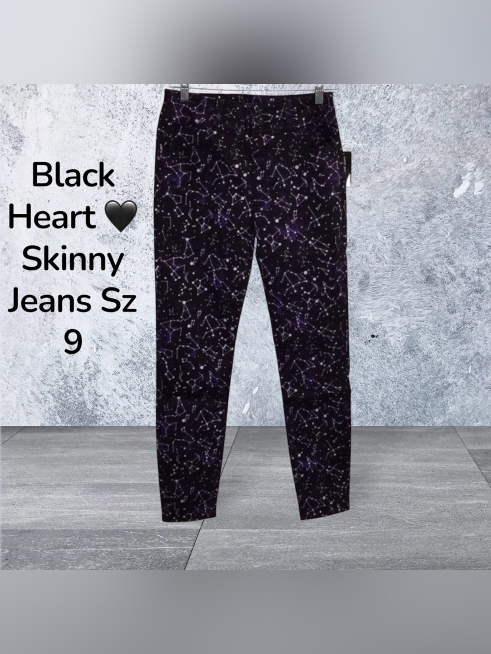 Juniors BLACKHE🖤RT Super Skinny Jeans Size 9 NWT